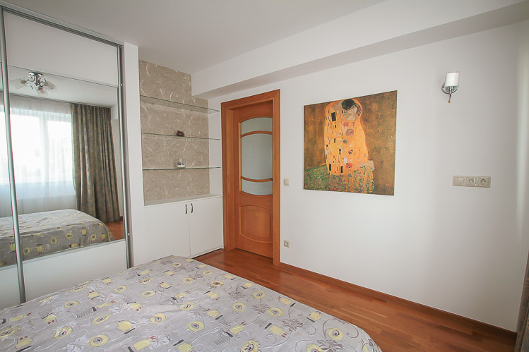 3 rooms apartment for rent in Chisinau, Str. Valea Trandafirilor, 6